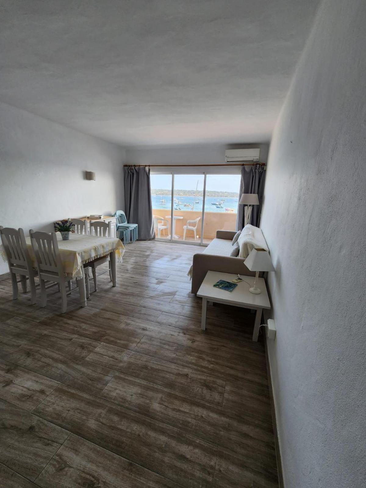 Apartamentos El Puerto, La Savina La Savina  Exterior foto